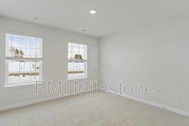 Charles Town Townhome: 413 Eclipse St