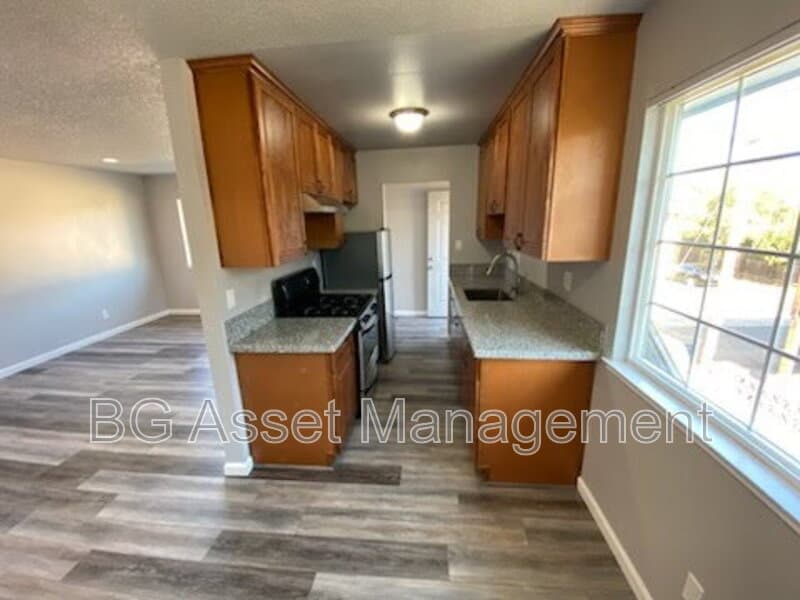 Sacramento Condo: 2417 Northrop Avenue
