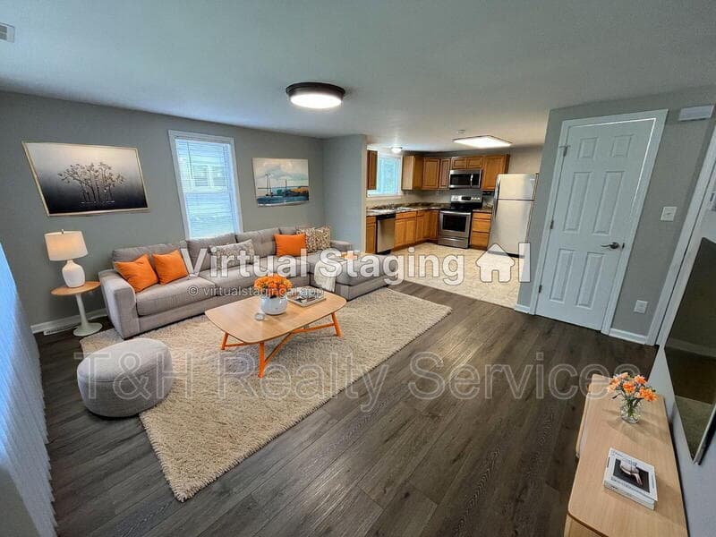 Muncie House: 611 North Waldemere Avenue