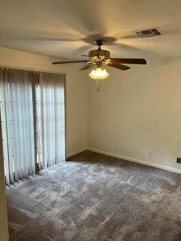 Chandler Townhome: 25 N Cottonwood St