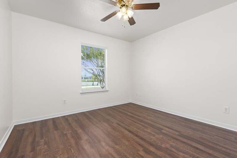 Dickinson Townhome: 2147 Aruba Calle