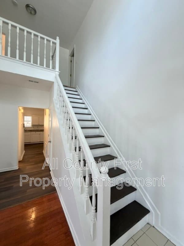 Stone Mountain House: 4932 Wedgewood Place