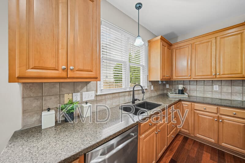 Charlotte House: 13818 Ballantyne Meadows Drive