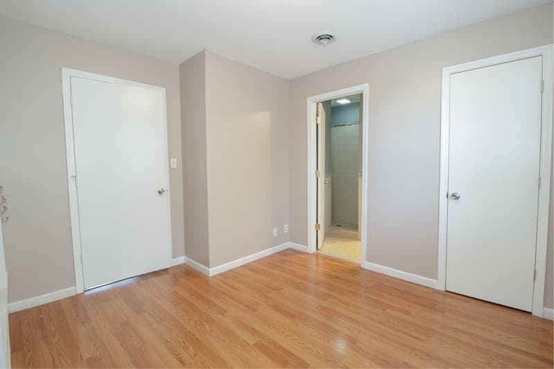 Clarksville House: 608 Sango Road
