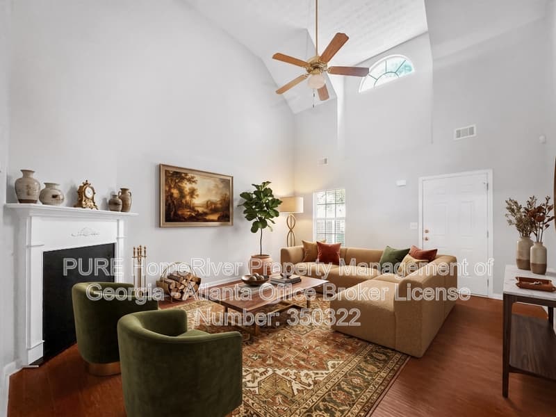 Jackson House: 112 Tyler Way