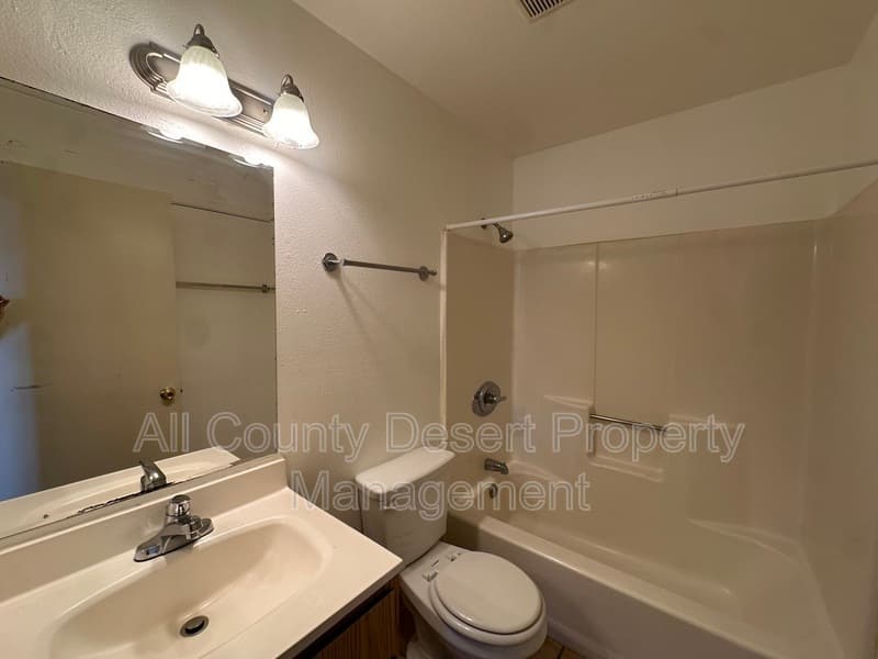 Desert Hot Springs Condo: 13079 Eliseo Rd