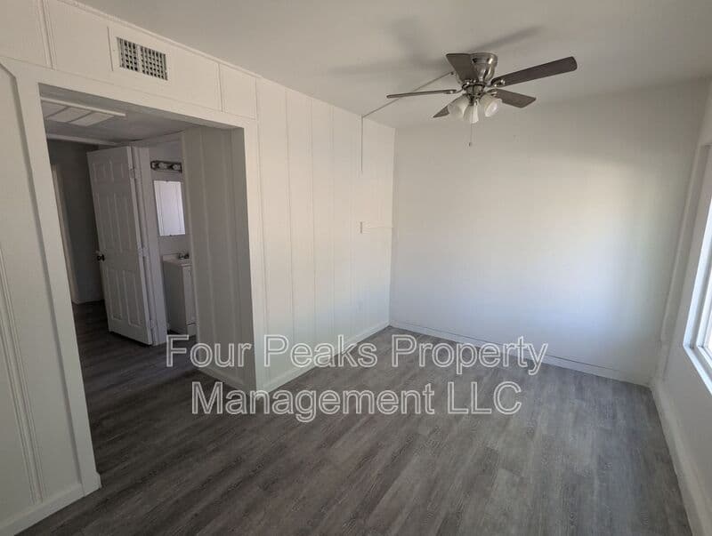 Phoenix House: 102 E. Hatcher Rd.