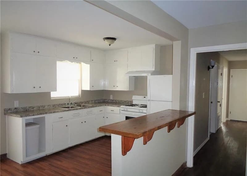 Victoria House: 3408 Allendale Street