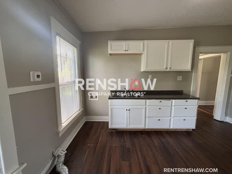 Memphis House: 696 Decatur St