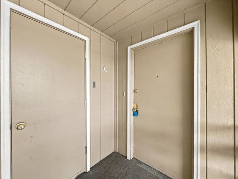 Kennewick Condo: 1501 W. 14th Ave.