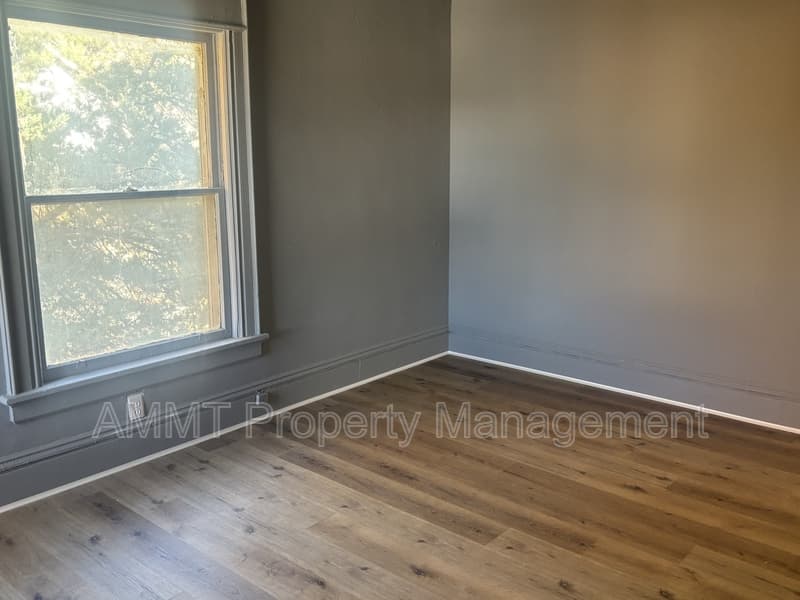 Cedar Rapids Condo: 1534 3rd Avenue Southeast - 3