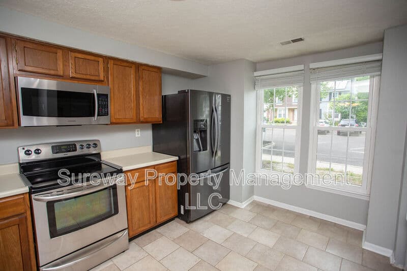 Marlton Townhome: 38 Dorchester Cir