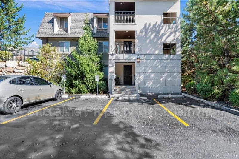 Boise House: 2607 W Lancaster Drive