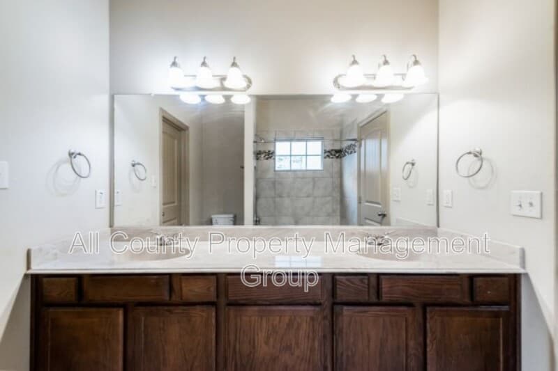 Fort Worth Condo: 1579 Cozy Drive