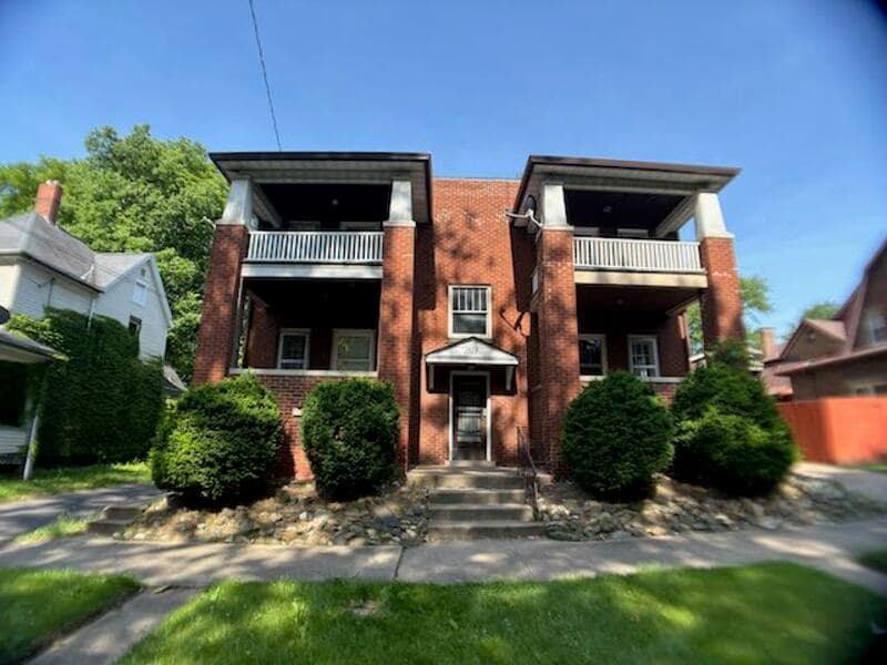 Peoria Condo: 1317 N Ellis St, Unit 2