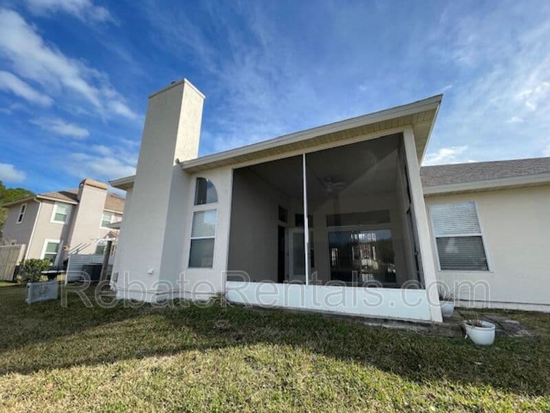 Jacksonville House: 5009 Grand Lakes Drive