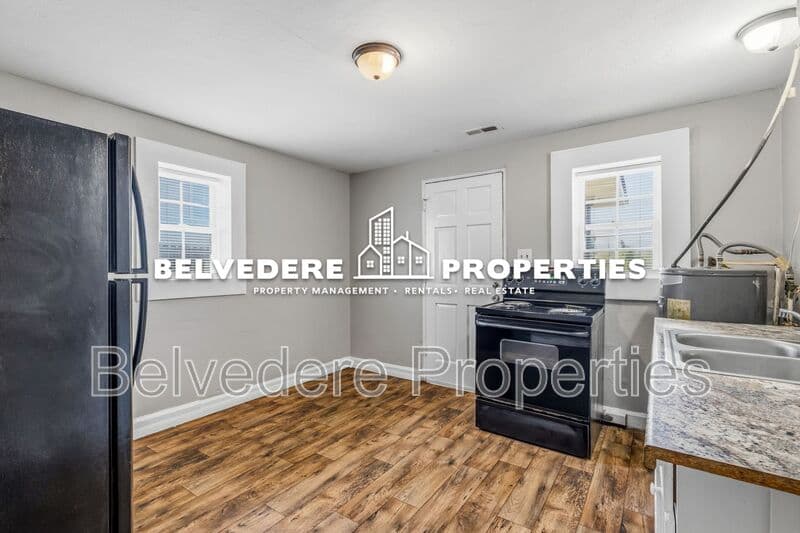 High Point Condo: 1730 Brooks Ave