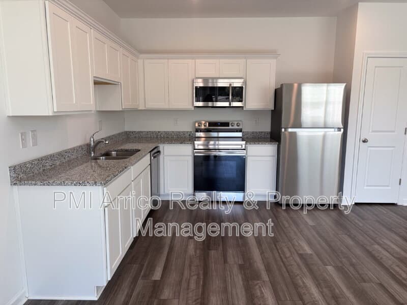 Gibsonton Townhome: 6371 Kay Morgan Lane