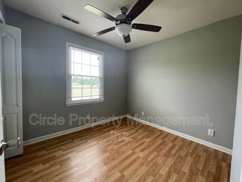 Meridianville Condo: 111 Claybill Drive NW