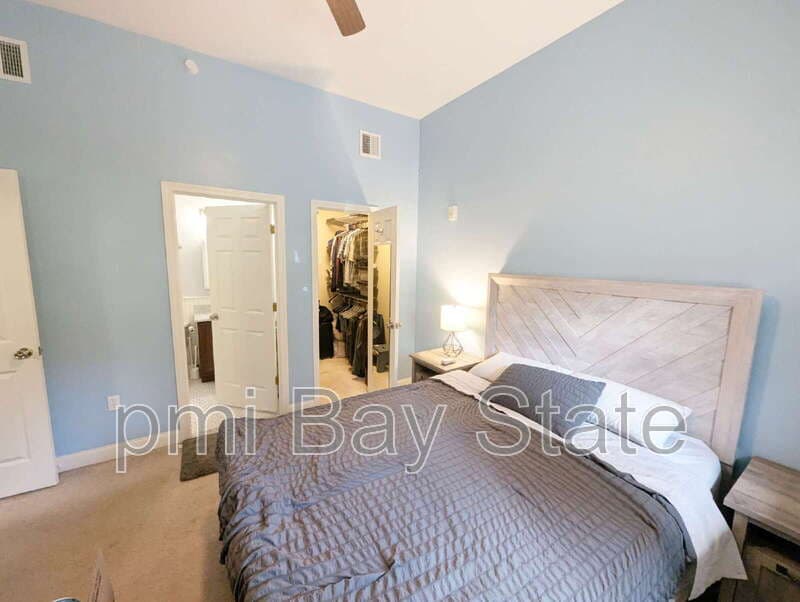 Norwood Condo: 27 Saint James Avenue