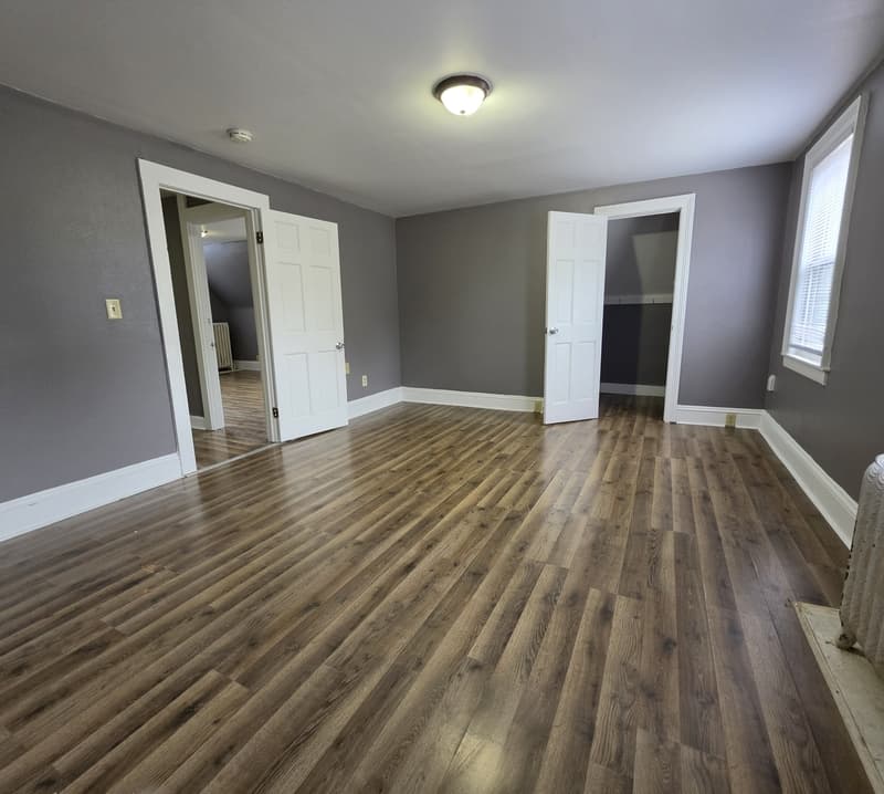 Oshkosh Condo: 515 Jackson Street - Upper