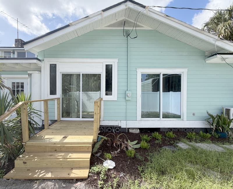Bradenton House: 1812 12th Avenue West