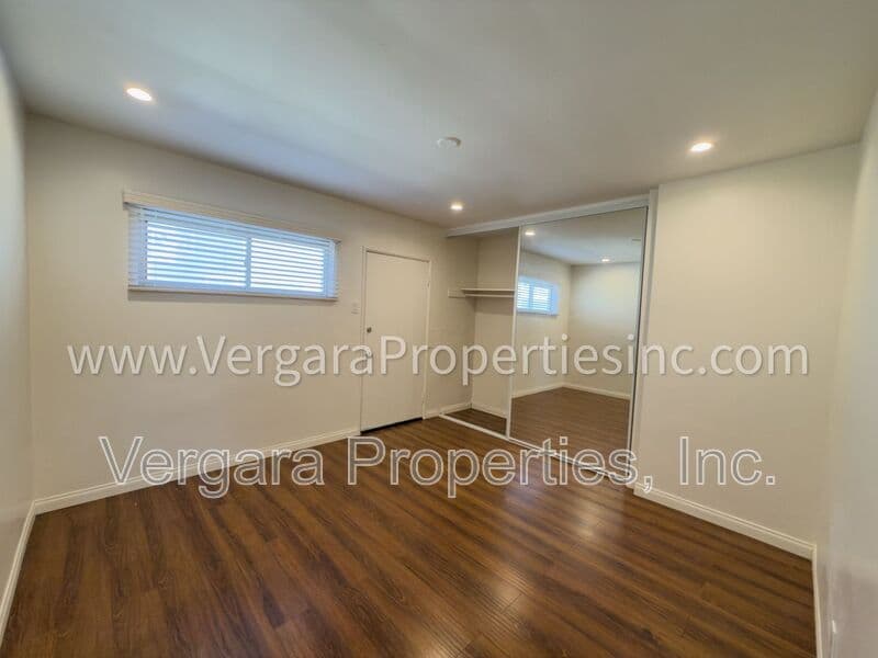 Redondo Beach Condo: 1806 Esplanade