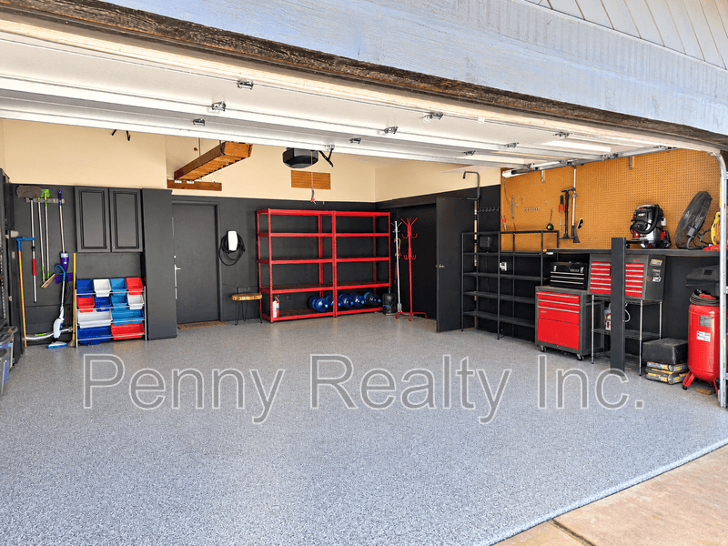 Escondido House: 9603 Indian Creek Way
