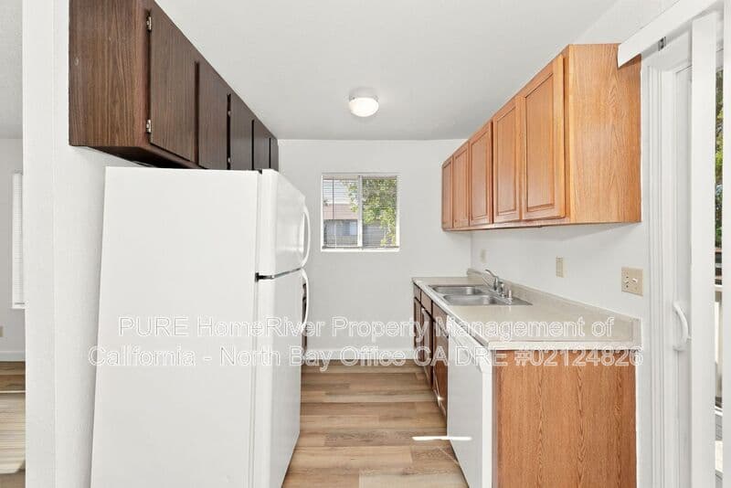 Santa Rosa Condo: 4966 School Street (A-D