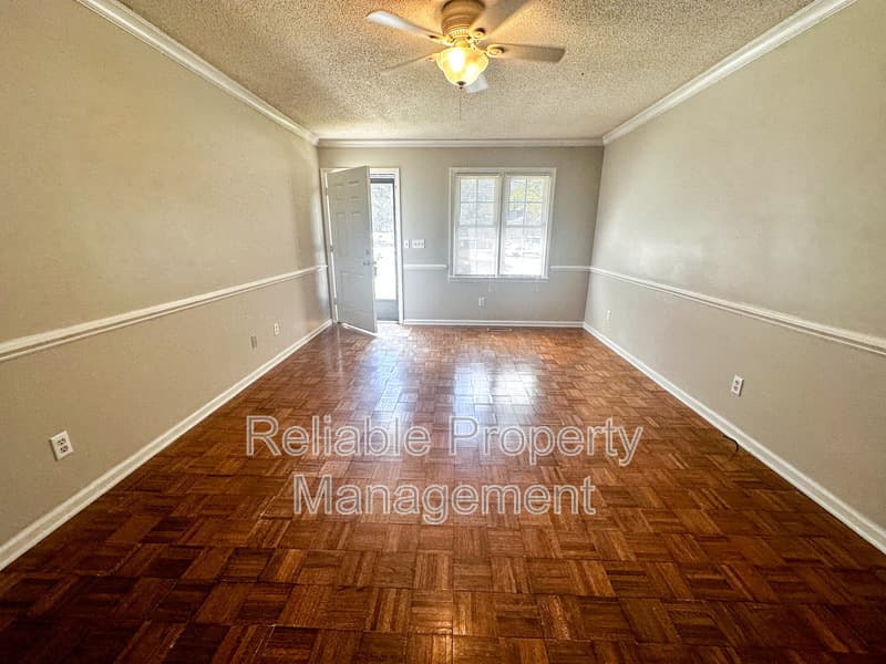 Smithfield Townhome: 61 S Sussex Drive