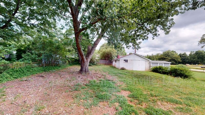 Greenville House: 505 State Park Road