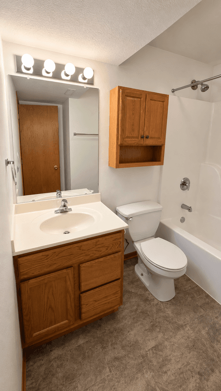Ames House: 3307 Polaris Drive