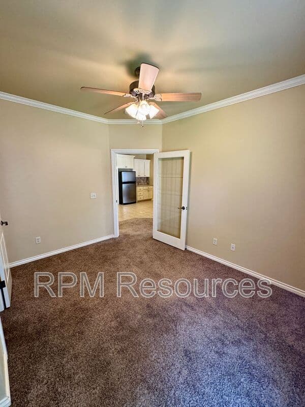 Edmond Condo: 13821 Oxford Dr