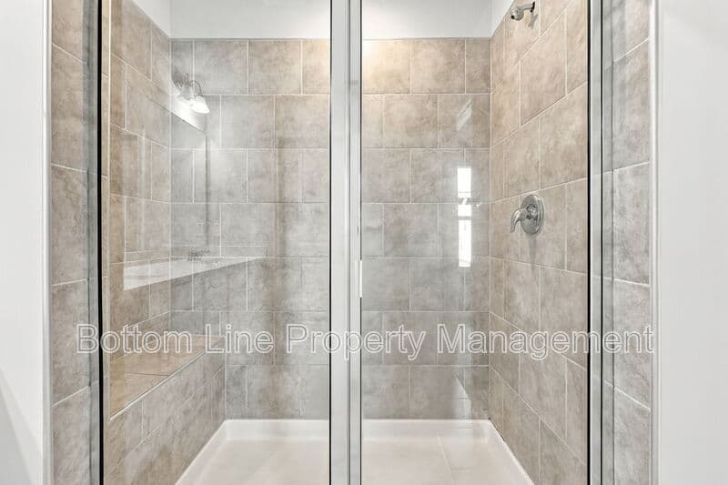 Durham Townhome: 5811 Woodlawn Dr