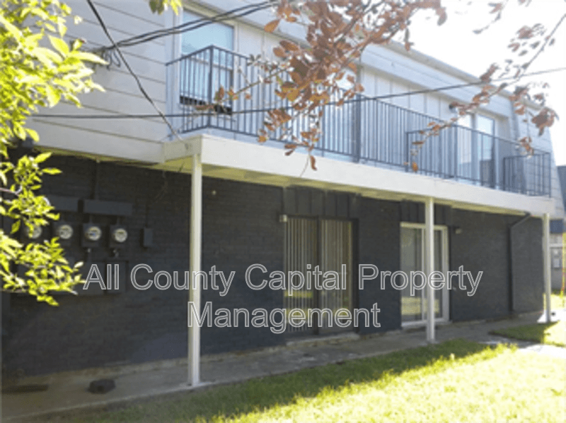 Austin Condo: 302 Carmen Ct