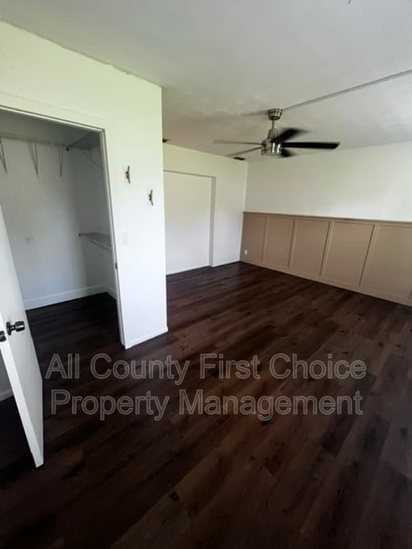 St Petersburg House: 5758 57th Ave N