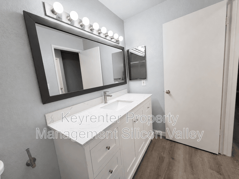 San Jose House: 1418 Capurso Way
