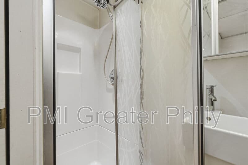 Philadelphia Condo: 182 Gay St