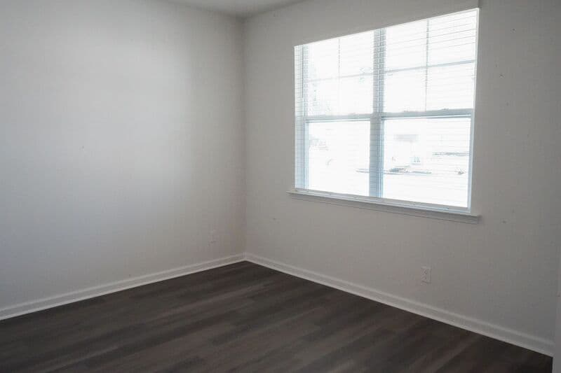 Pooler House: 150 Kraft Kove