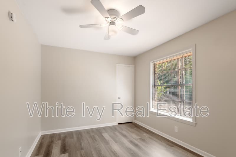 Huntsville Condo: 818 University Ave