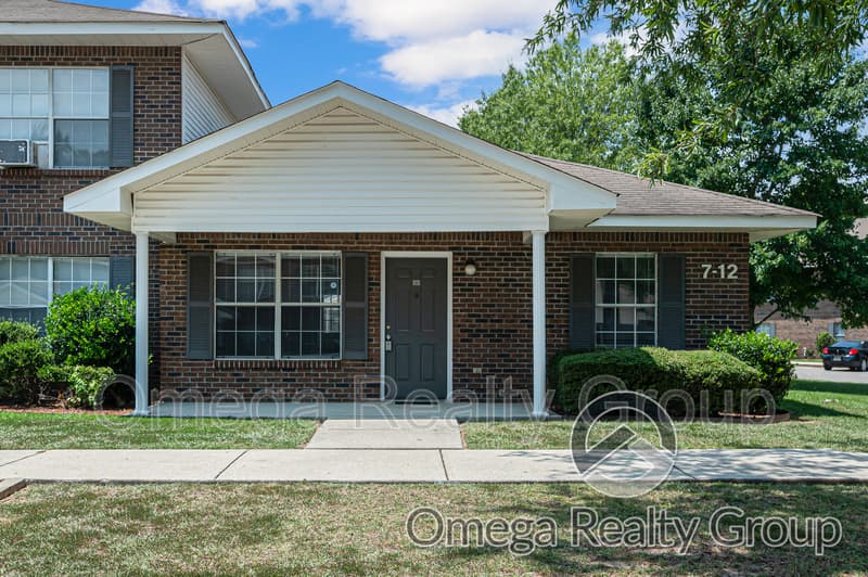 Columbiana Condo: 100 Egg And Butter Rd
