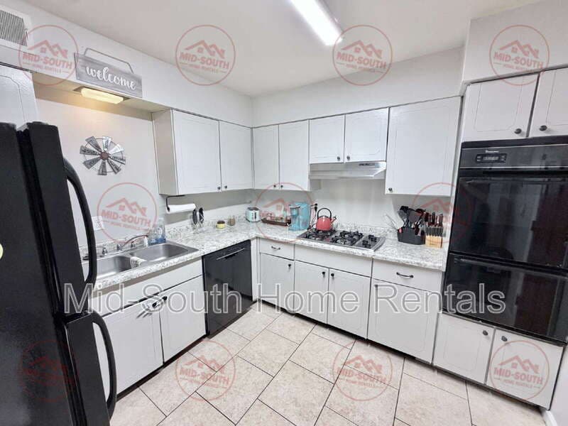 Memphis Condo: 129 Stonewall Ave.