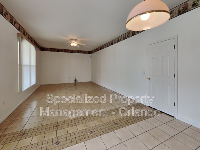 Deltona House: 3233 Kings Ridge Ter