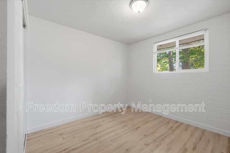 Caldwell Condo: 3114 Iowa Avenue - 1