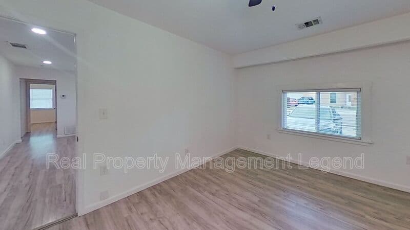Irving House: 2320 Brockbank Dr