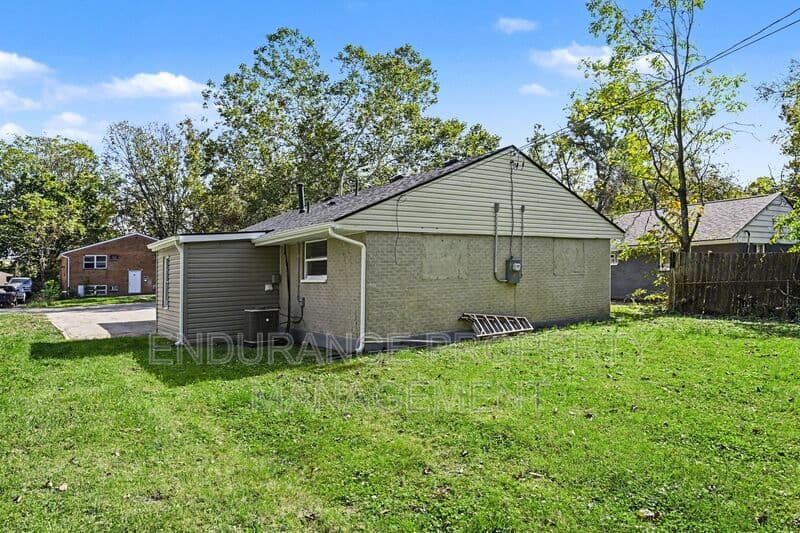 Dayton House: 1625 Linnbrook Dr
