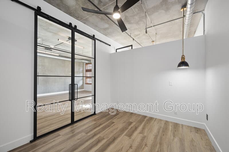 San Diego Condo: 877 Island Ave