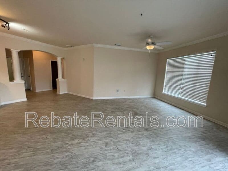Jacksonville Condo: 8290 Gate Parkway