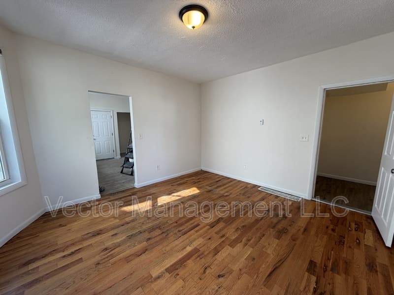New Haven Condo: 34 Wolcott Street - 1st Floor