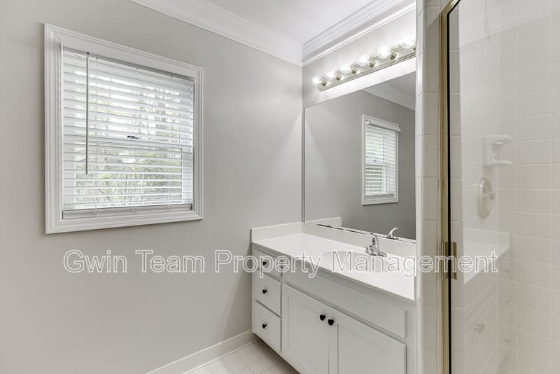 Duluth House: 9345 Riverclub Pkwy